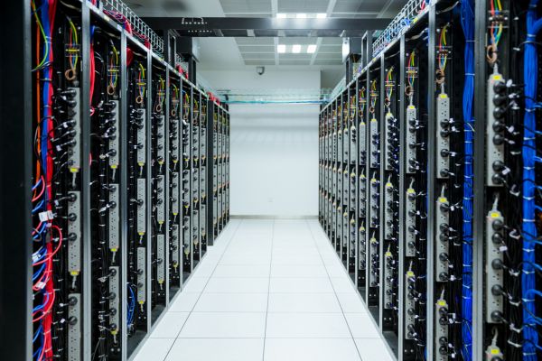 全球数据中心网络市场规模到2025年将达到409亿美元_IDC国际资讯-